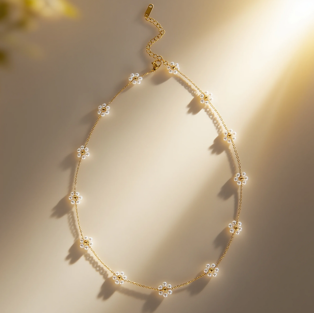 Golden Bloom – Summer Daisy Bracelet